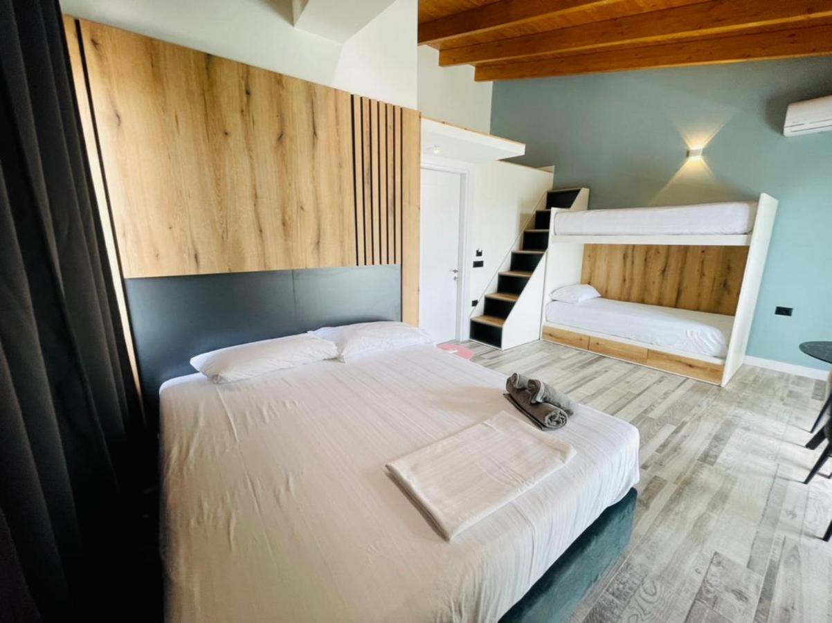 Adriatik Hotel Vlorë Esterno foto